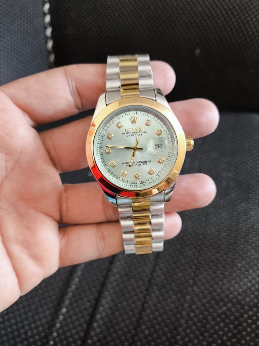 RoLX Style Men’s Watch | Two Tone Golden & Silver Wrist Watch | Date Display